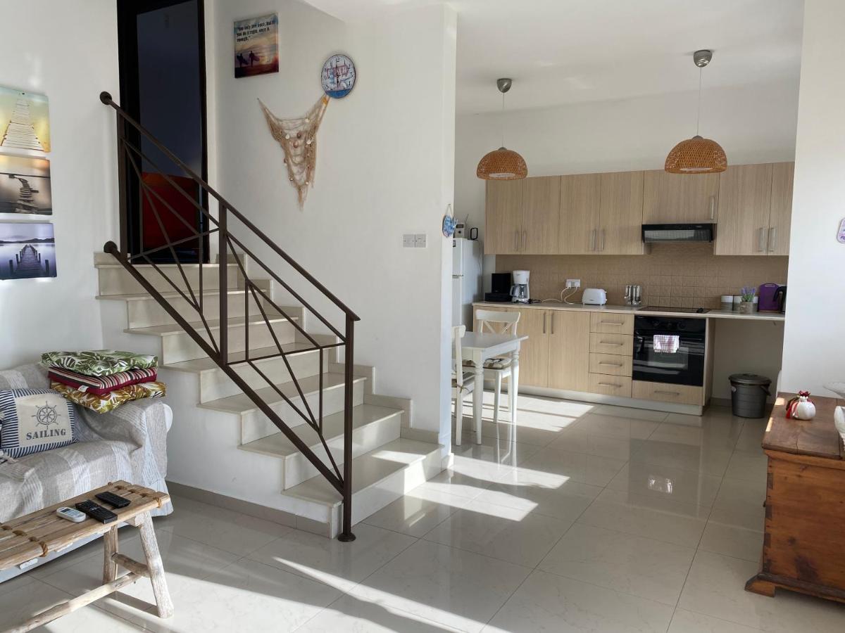 Two Bedroom Duplex :Mountain And Sea View لارنكا المظهر الخارجي الصورة